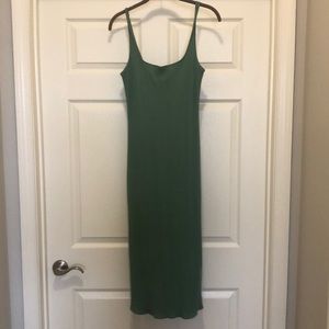 Green bodycon midi dress